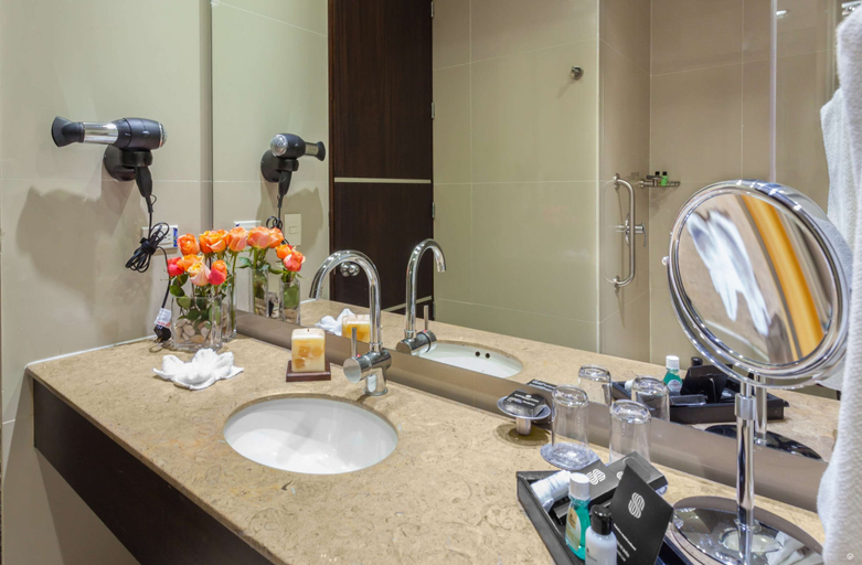 Bathroom 3, Sonesta Hotel Valledupar, Valledupar