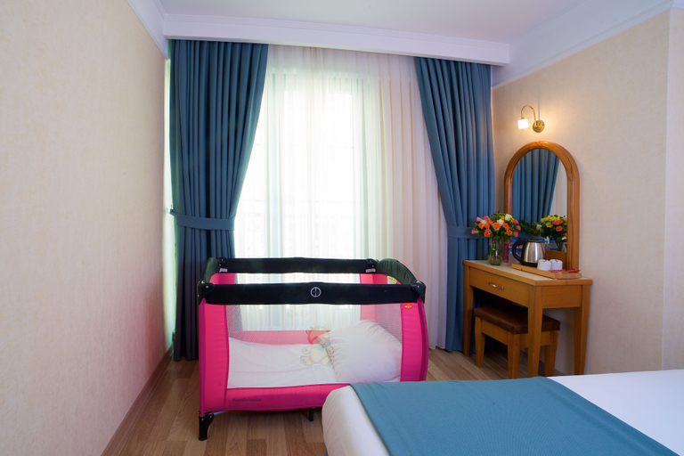 Bedroom 3, Zagreb Hotel, Fatih