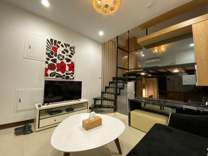 Others 4, Ha Ha Cat Home Shipai, Taipei City