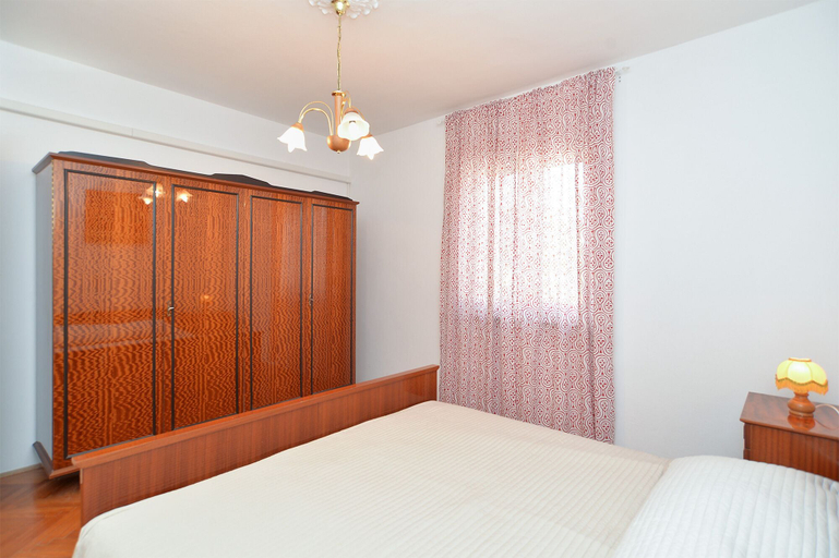 Bedroom 2, Apartment 608, Medulin