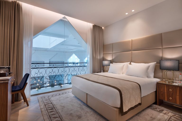 Bedroom 2, Herbert Samuel Opera Tel Aviv