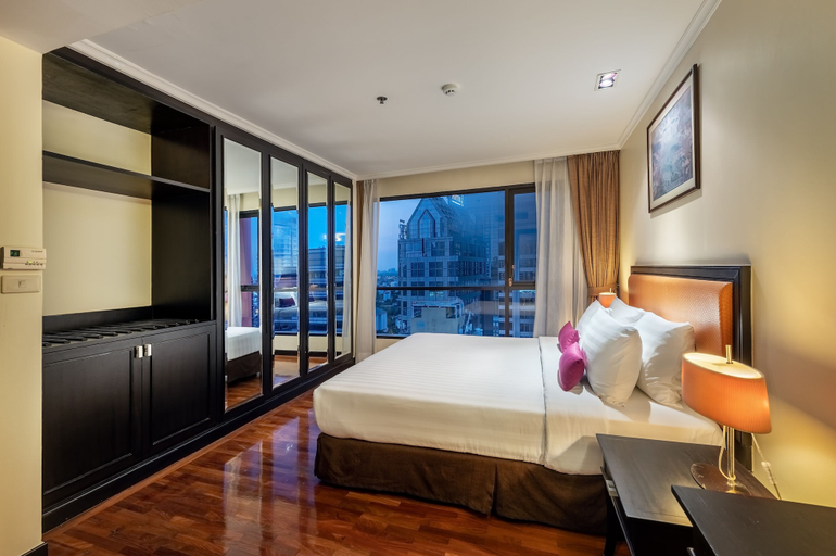 Bedroom 4, Bandara Silom Suites, Bang Rak