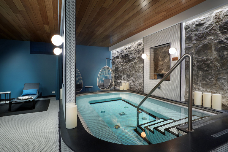 Sport & Beauty 2, Reykjavik Konsulat Hotel, Curio Collection by Hilton, Reykjavík