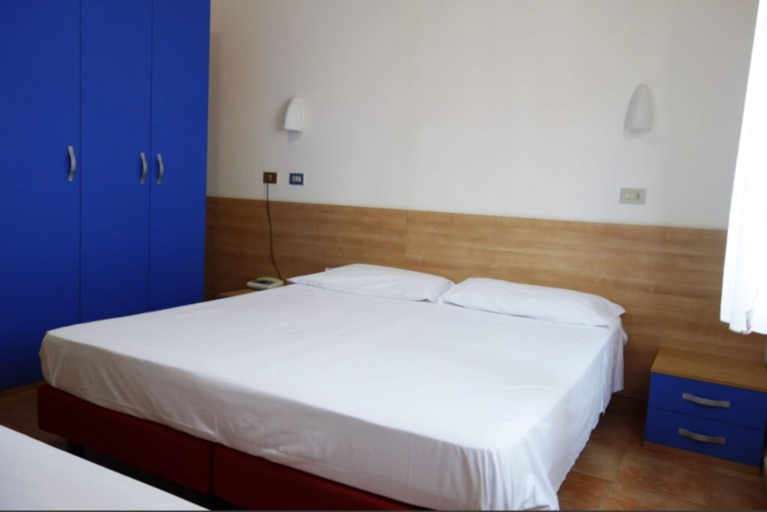 Bedroom 3, Serena, Ravenna