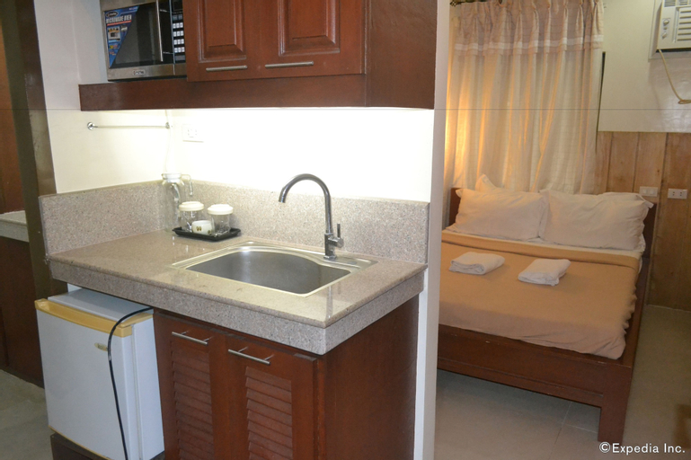 Dining Room 7