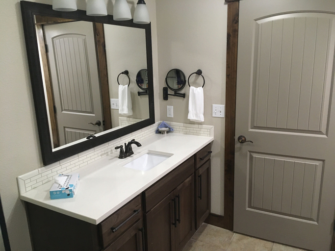 Bathroom 4, The Pines at Sunriver, Deschutes