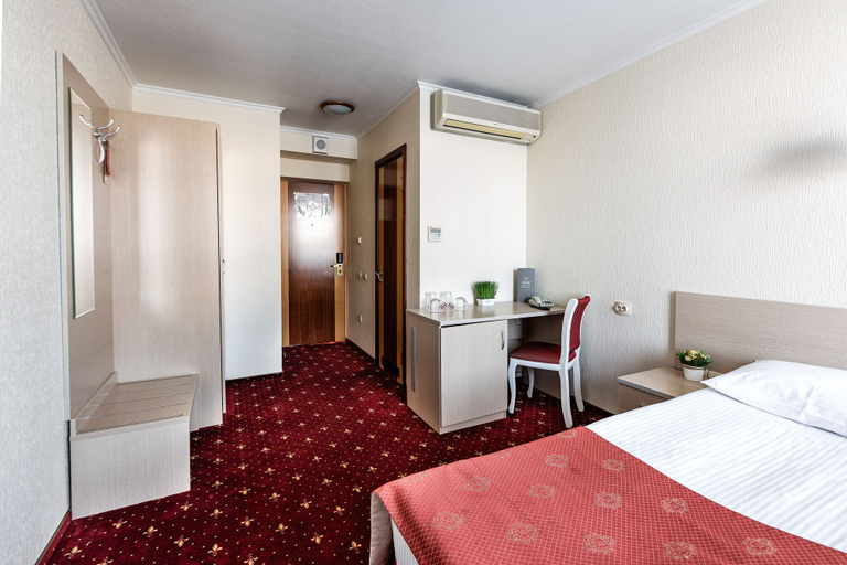 Bedroom 3, Amaks Congress Hotel, Aksayskiy rayon