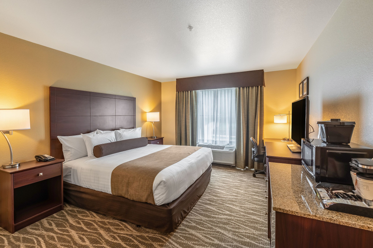 Bedroom 3, Cobblestone Inn & Suites - Ashland, Ashland