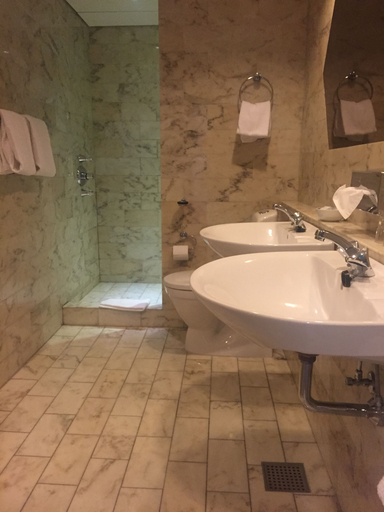 Bathroom 5, Hotel Jutlandia, Frederikshavn