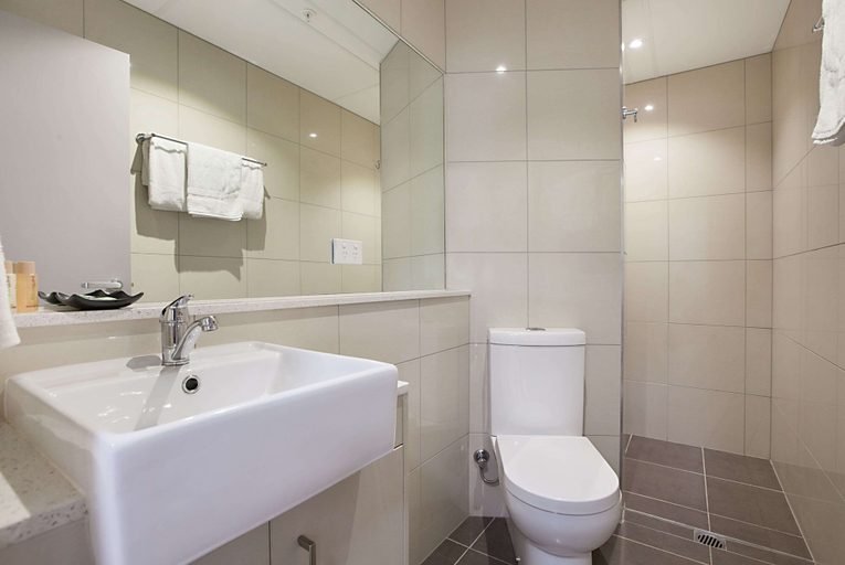 Bathroom 4, Ramada Suites by Wyndham Zen Quarter Darwin, Darwin