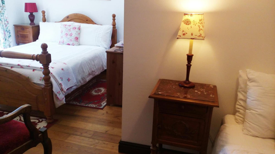 Bedroom 4, La Cloue B&B, Mayenne