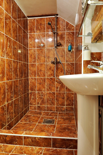 Bathroom 4, St. Olav Hotel, Tallinn