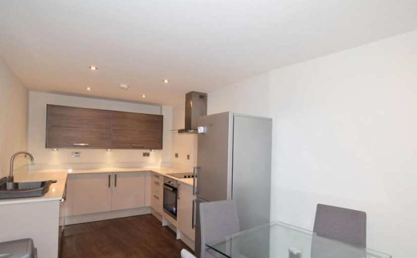 Others 5, 2 Bedroom Luxury Apartment in Leicester, Leicester