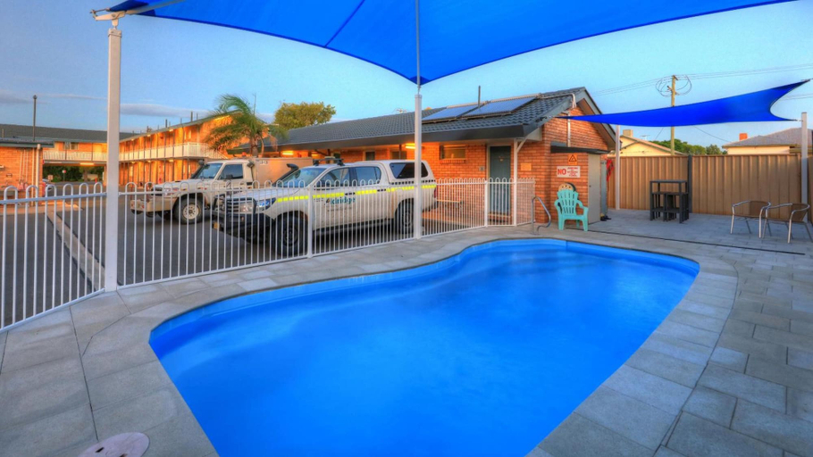 Sport & Beauty 4, Gunnedah Motor Inn, Gunnedah