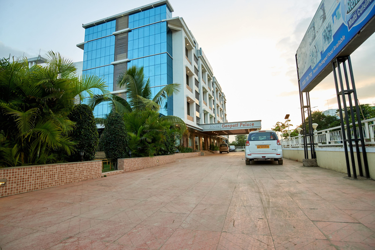 Exterior & Views 2, Hotel Ganpati Palace, Ahmadnagar