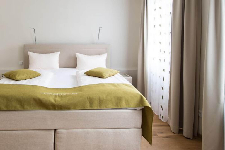 Bedroom 4, Hotel am Herkules - garni, Kassel