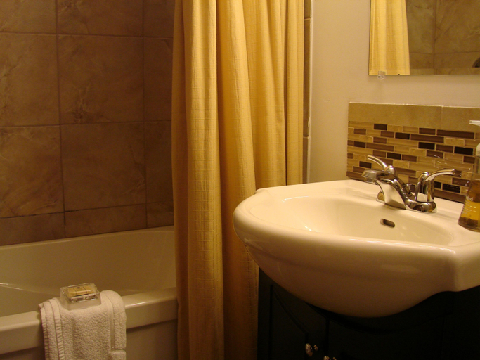 Bathroom 4, Prince County Guest House, Prince