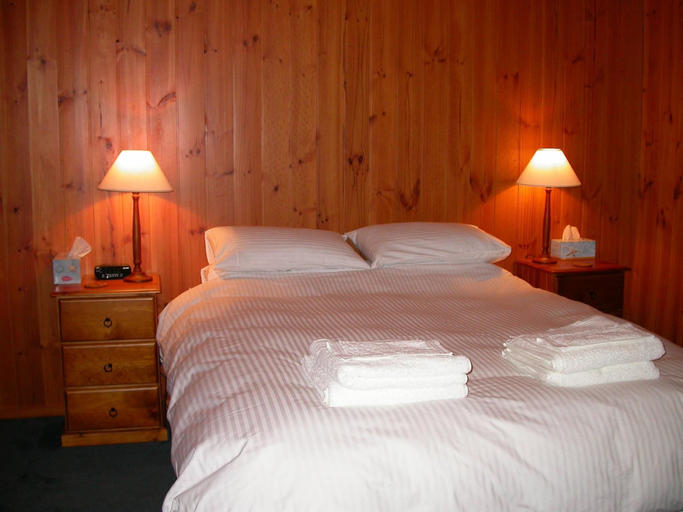 Bedroom, Greenwood Cabin in Kangaroo Valley, Shoalhaven - Pt B