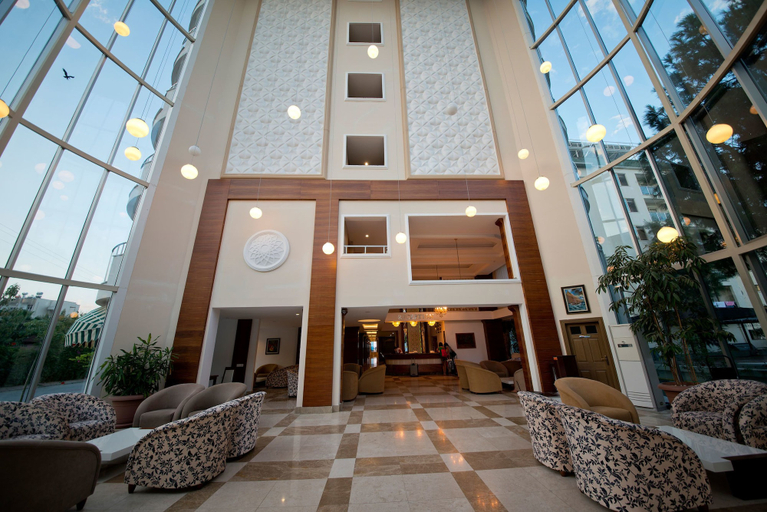 Exterior & Views 2, M.C Beach Park Resort Hotel - All Inclusive, Alanya