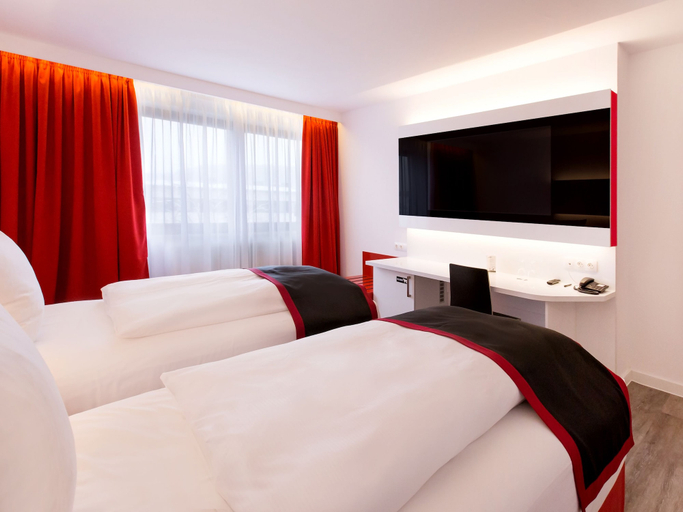 Bedroom 2, DORMERO Hotel Burghausen, Altötting