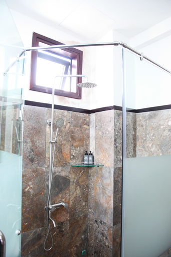 Bathroom 4, Chez Le Anh, Da Nang