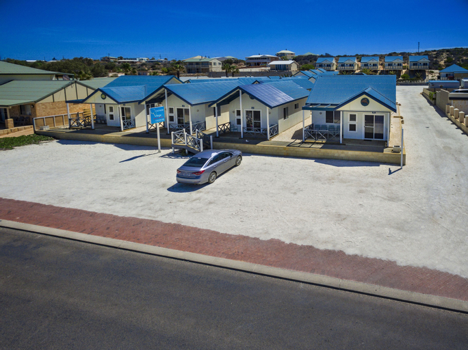 Others 5, Oceanside Village, Shark Bay