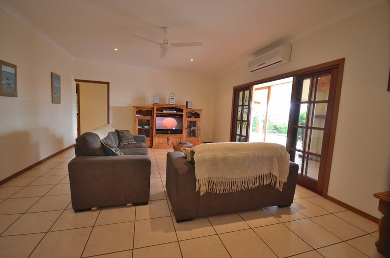 Bedroom 3, The Summit Rainforest Retreat , Atherton
