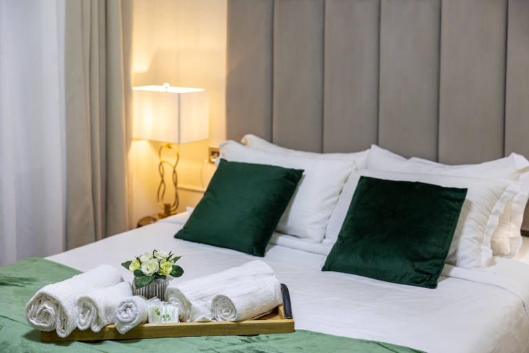 Bedroom 3, Les Chambres d' Or, Roma