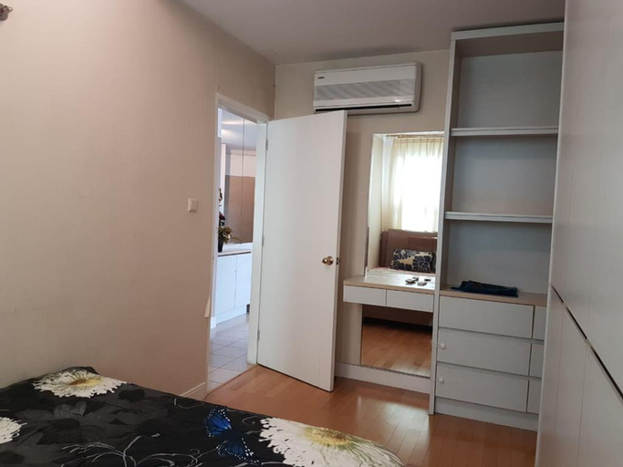 Others 5, Spacious 2 Bedrooms close to CDB Sudirman at Batavia Apartment, Central Jakarta