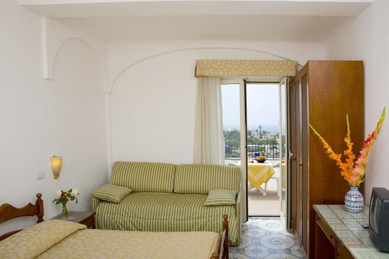 Bedroom 3, Hotel Terme Tramonto d'oro, Napoli
