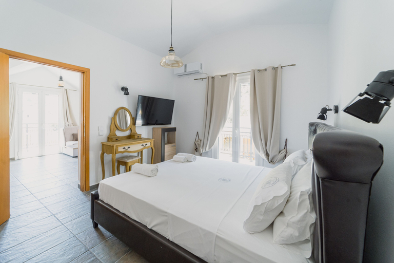 Bedroom 3, Stellatos House, Ionian Islands
