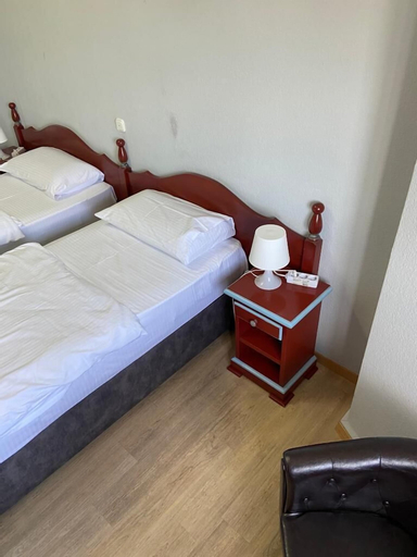 Bedroom 12