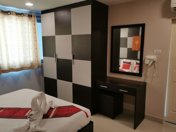 Bedroom 26