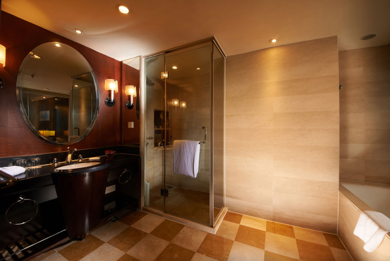 Bathroom 5, New Century Grand Hotel Hangzhou, Hangzhou