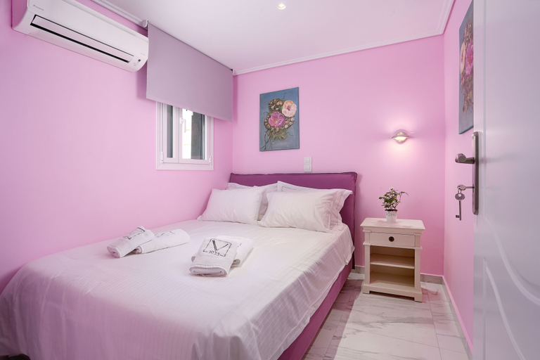 Bedroom 3, V1935 Luxurious Apartments, Attica