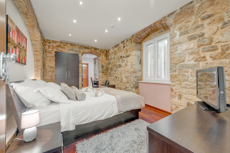 Bedroom 3, Palace Suites Heritage Hotel – Adults Only, Split