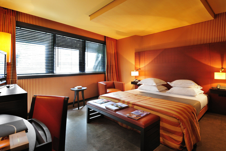 Bedroom 2, Hotel Square, Paris