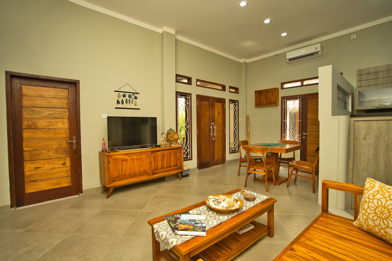 Others 5, Dalai Home, Lombok