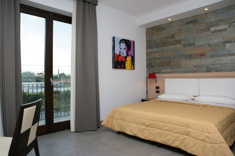 Bedroom 4, Visagi, Napoli
