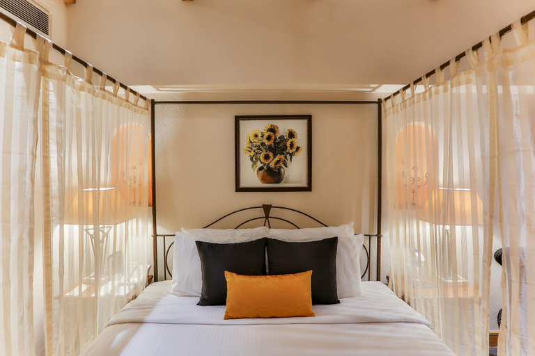 Bedroom 3, Sun N Sand Hotel Mumbai, Mumbai Suburban