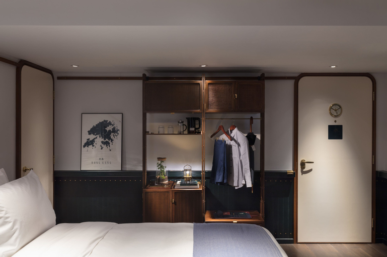 Bedroom 13