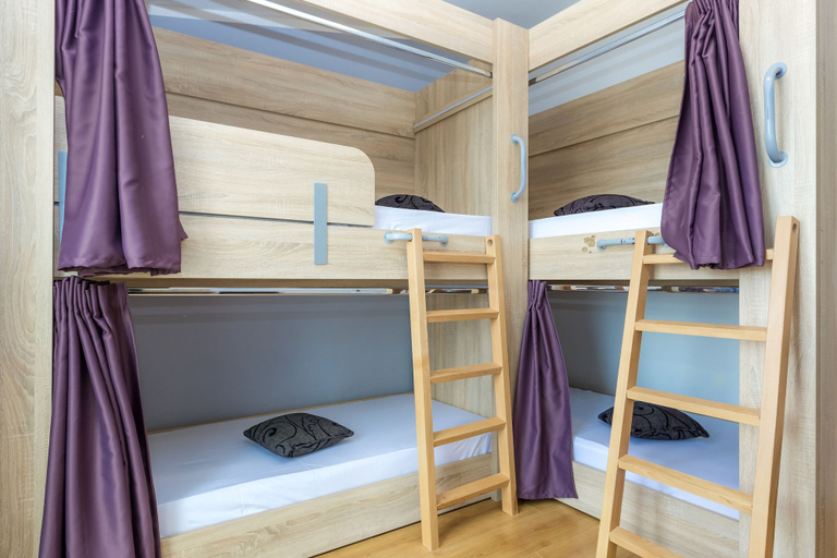 Bedroom 3, Apartments in City Center Ventus, Novalja