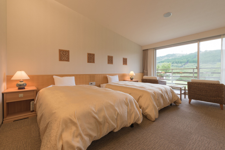 Bedroom 3, Mineyama Kogen Hotel Relaxia, Kamikawa