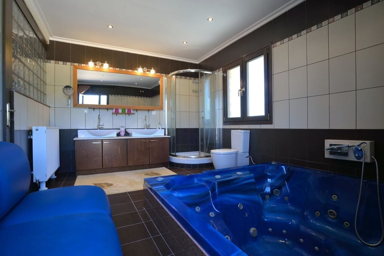 Bathroom, Villa Sultana, Ionian Islands