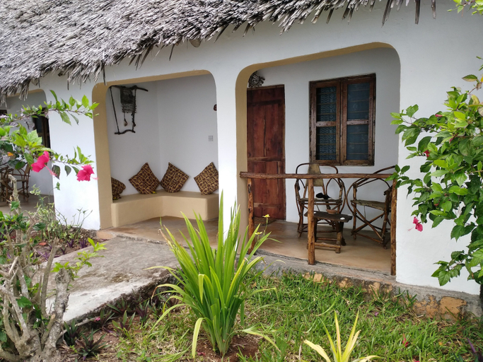 Exterior & Views 2, Karamba, Kusini