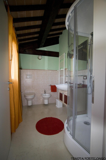 Bathroom 4, Tenuta Fortelongo, Vicenza