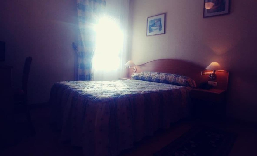 Bedroom 2, Hotel Ria de Vigo, Valladolid