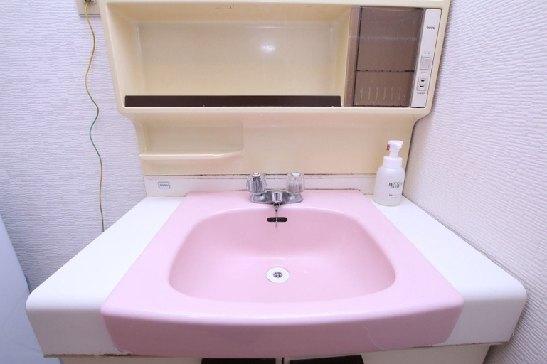 Bathroom 3, Namba Big Room Apartment, Osaka