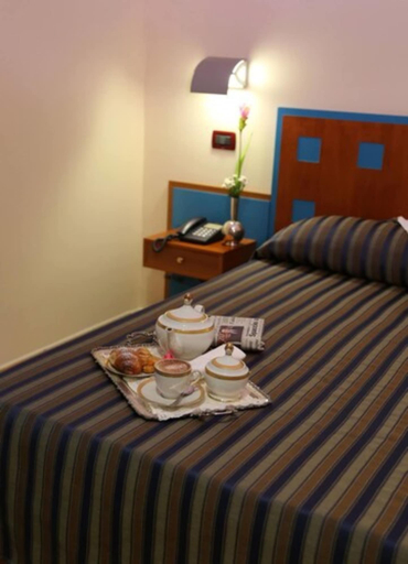 Bedroom 3, Hotel Resort Il Panfilo, Napoli