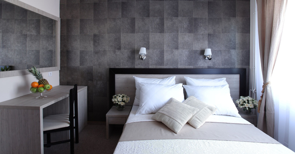 Bedroom 3, Hotel Vozarev, Belgrade